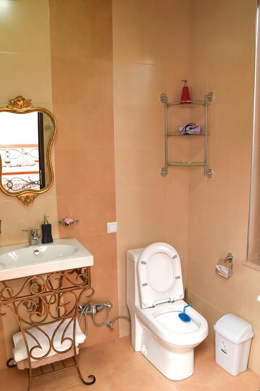 Sofia Hotel Kutaisi Luaran gambar