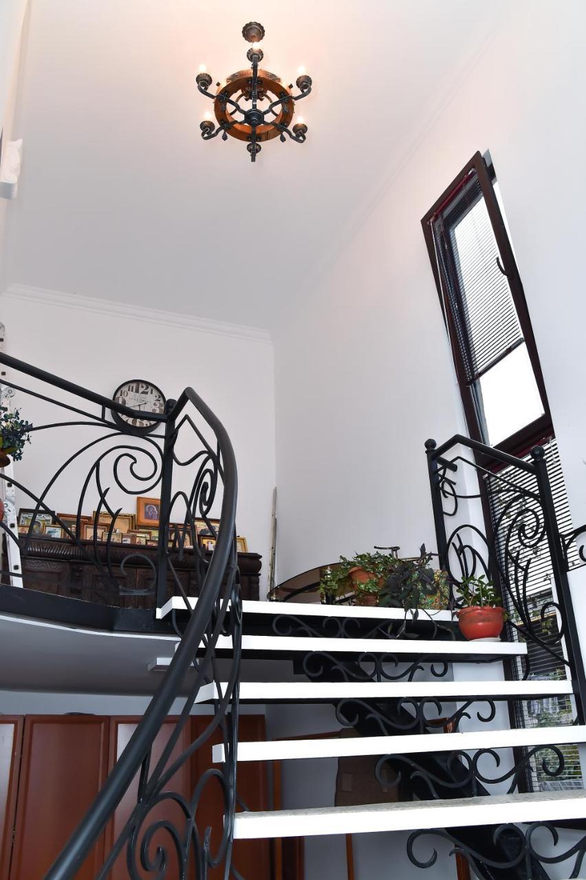 Sofia Hotel Kutaisi Luaran gambar
